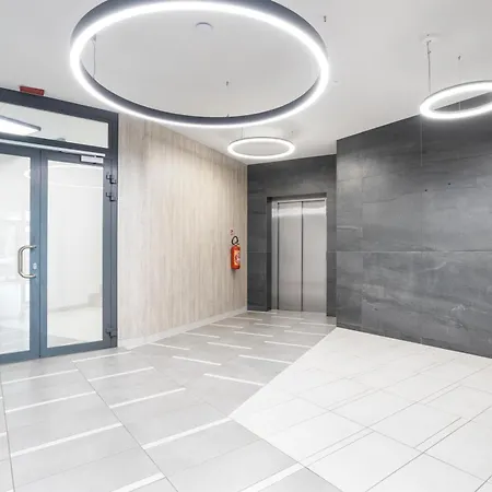 Blue Horizon - Self Check-In And Free Garage Parking Apartment Poznan Exterior photo